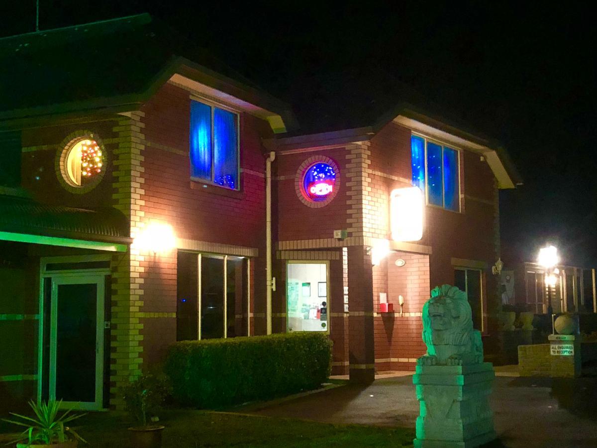 Sheffield Motor Inn Екстер'єр фото