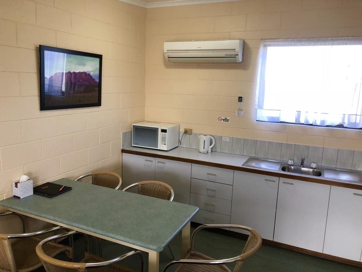Sheffield Motor Inn Екстер'єр фото