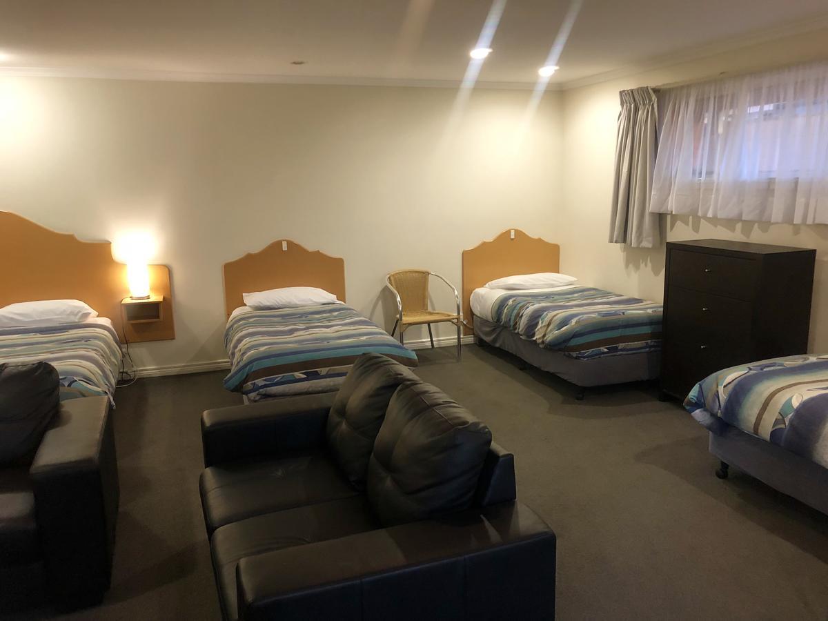Sheffield Motor Inn Екстер'єр фото